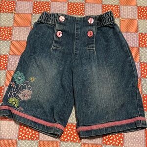 💰🚨CLEARANCE 🚨💰 
Denim Kids Capri’s with Floral Embroidery